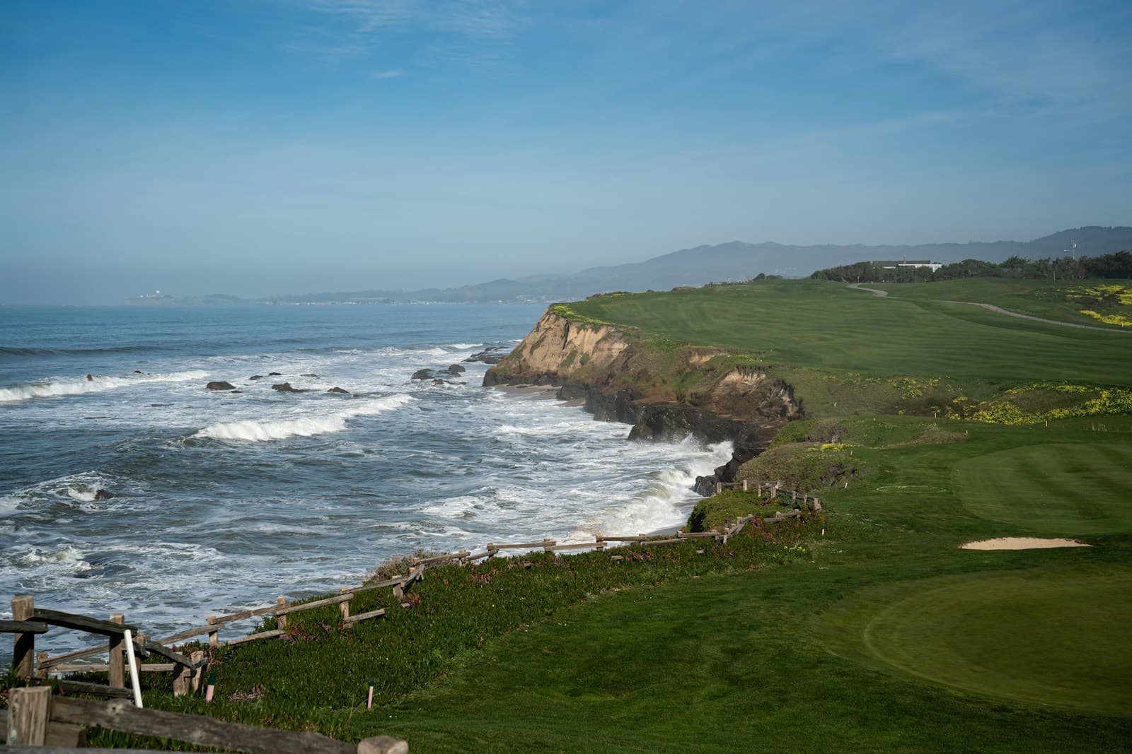 Illustrative golf image
