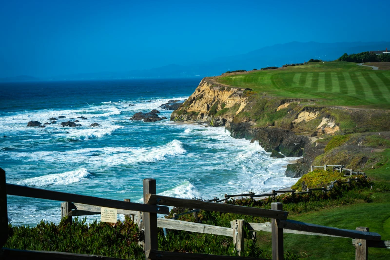 Illustrative golf image