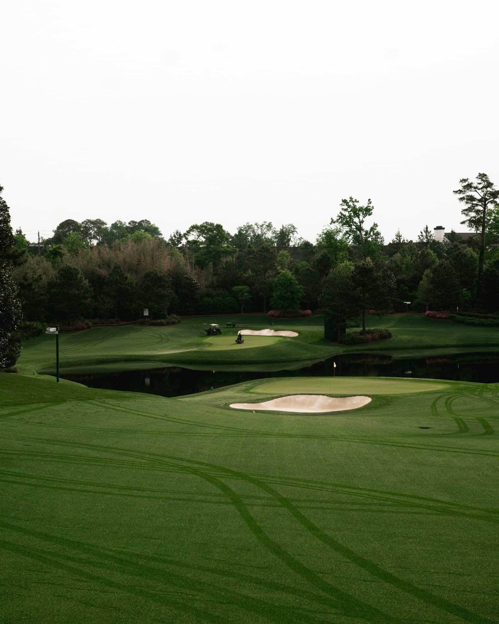 Illustrative golf image