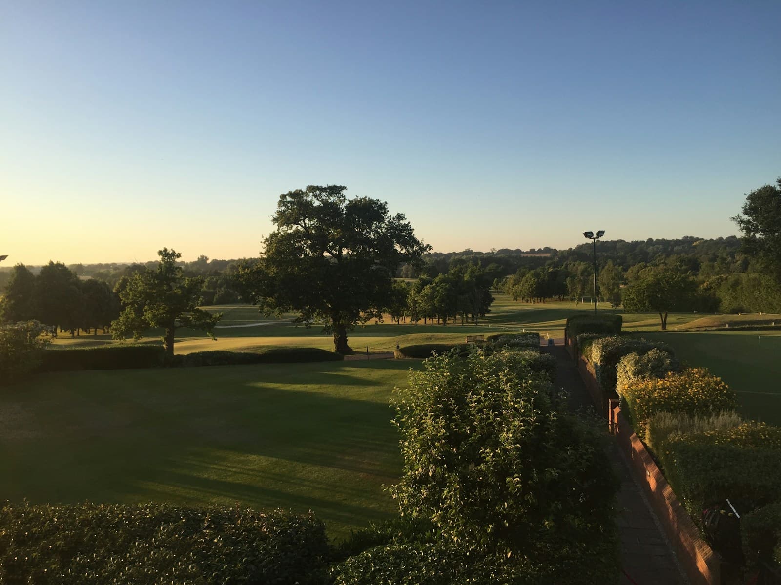 Illustrative golf course image
