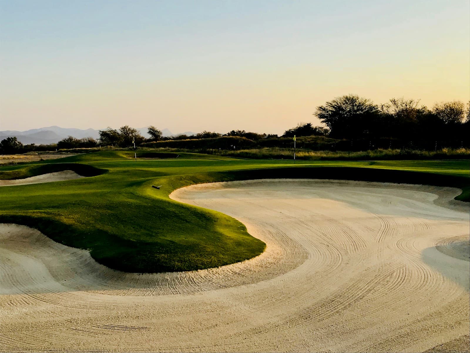 Illustrative golf course image