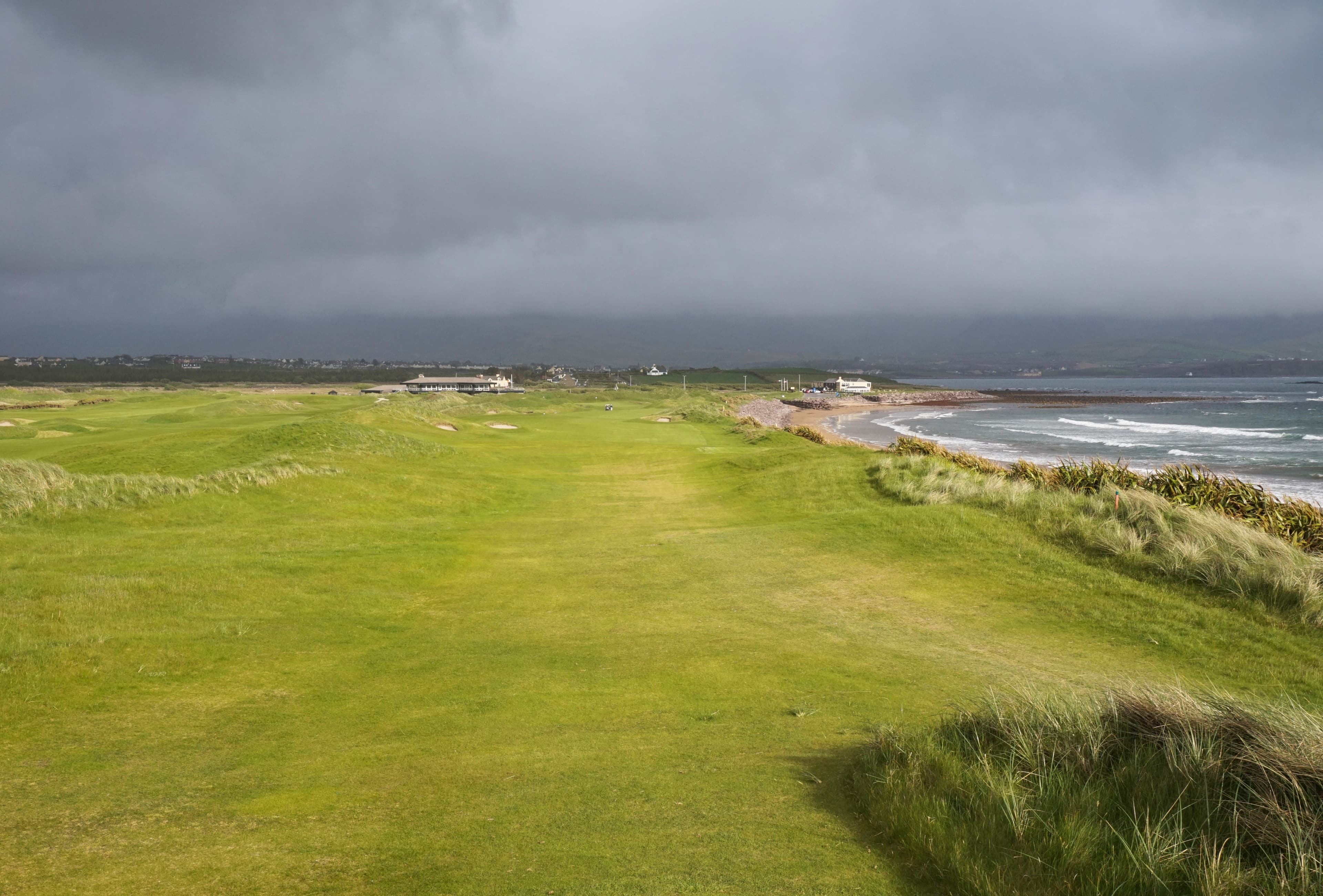 Waterville Golf Links — 18th hole on the Iveragh Peninsula, County Kerry, Ireland