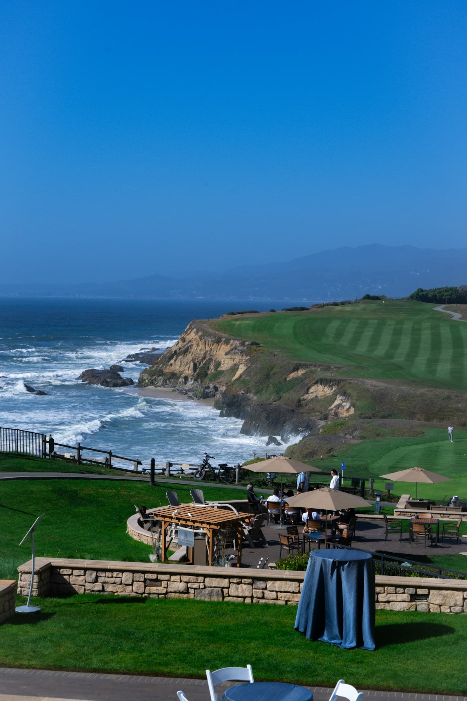 Illustrative golf image