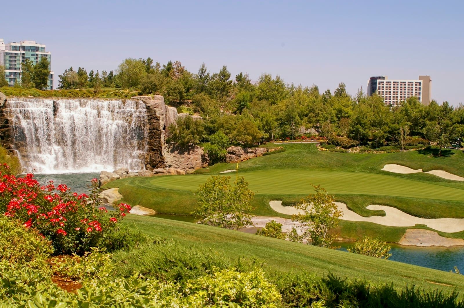 Illustrative golf course image